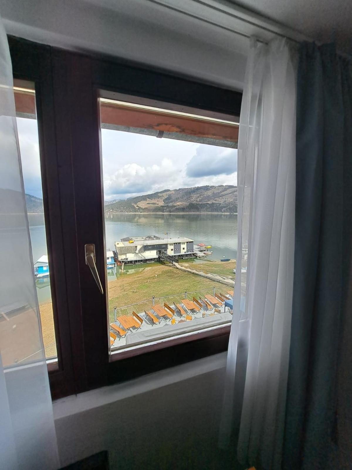 Hotel Pescarus Port Bicaz Exteriér fotografie